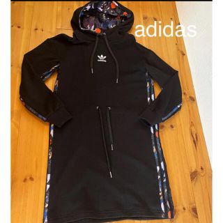 アディダス(adidas)のアディダス　adidas フーディー　フードワンピース　花柄　(ミニワンピース)