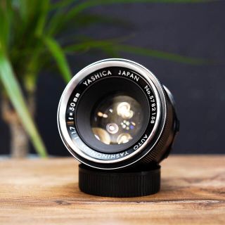 キョウセラ(京セラ)の【希少品　虹色ゴースト】Yashinon DX 50mm f1.7　単焦点　富岡(レンズ(単焦点))