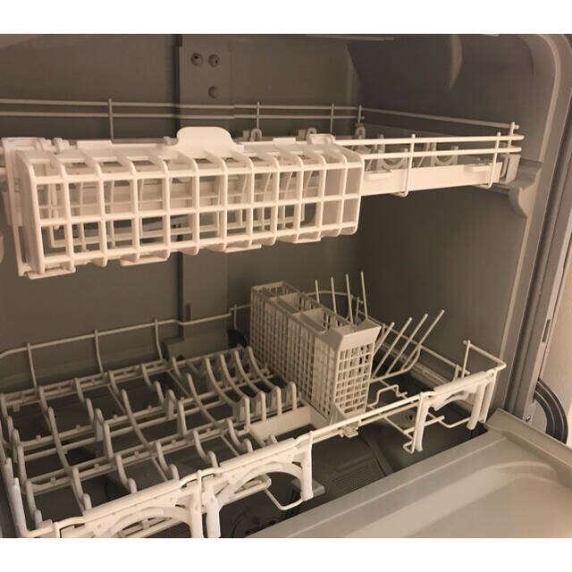 Panasonic(パナソニック)のPanasonic 【NP-TA4-W】食洗機　2020年製　保証書付き スマホ/家電/カメラの生活家電(食器洗い機/乾燥機)の商品写真