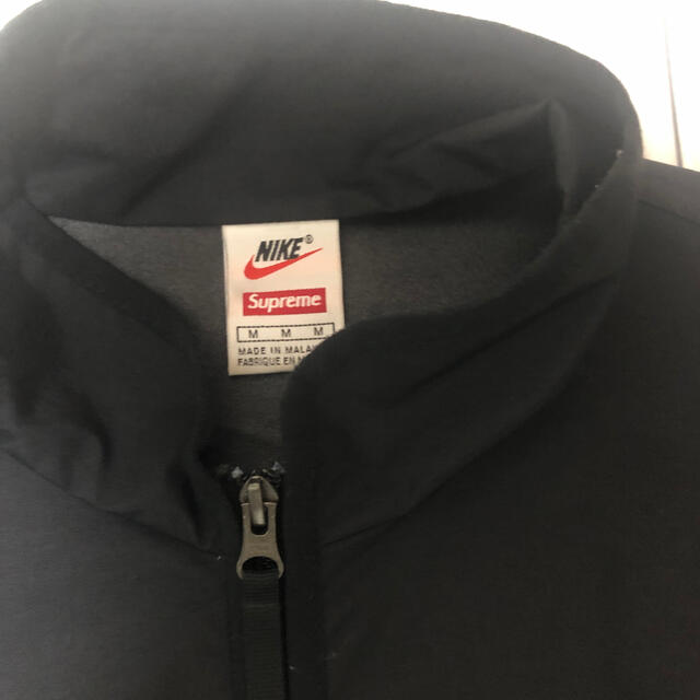 Supreme(シュプリーム)のsupreme nike trail running jacket 17fw メンズのジャケット/アウター(ナイロンジャケット)の商品写真