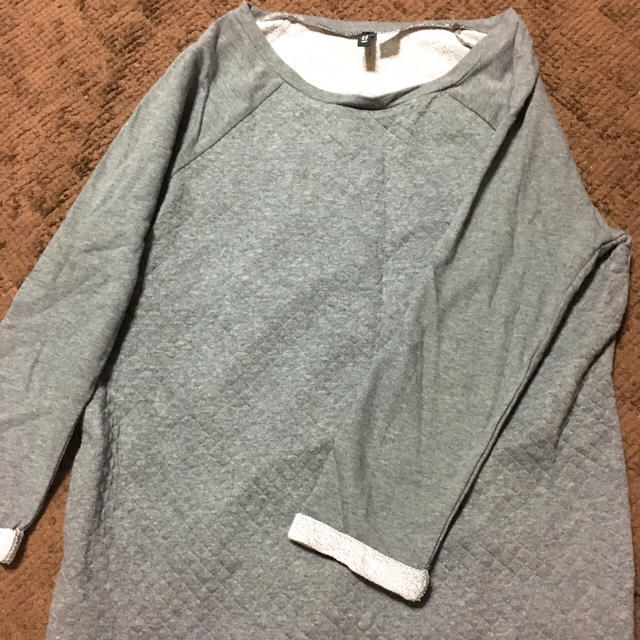 H&M(エイチアンドエム)のH&M  トップス レディースのトップス(カットソー(長袖/七分))の商品写真