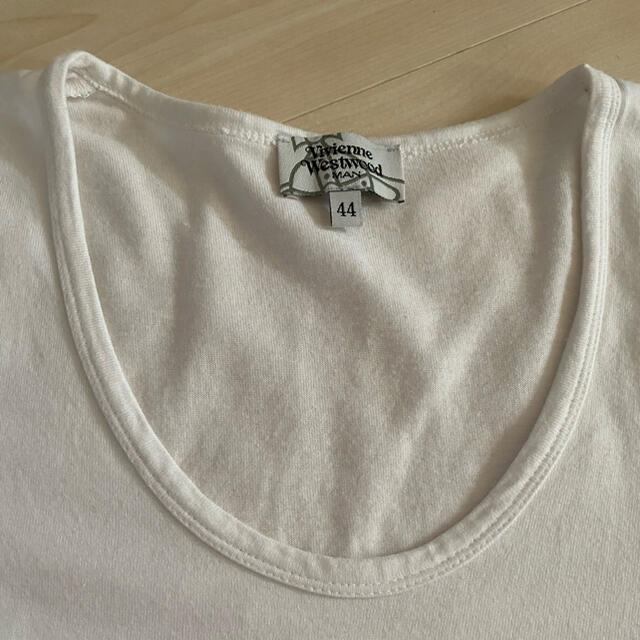 Vivienne Westwood(ヴィヴィアンウエストウッド)のVivienne Westwood Tシャツ レディースのトップス(シャツ/ブラウス(長袖/七分))の商品写真