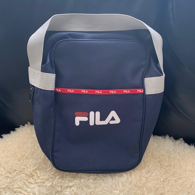 FILA(フィラ)の未使用品　FILA  フィラ　シューズケース　靴入れ スポーツ/アウトドアのスポーツ/アウトドア その他(その他)の商品写真