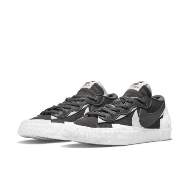 SACAI × NIKE BLAZER LOW "IRON GREY" 2