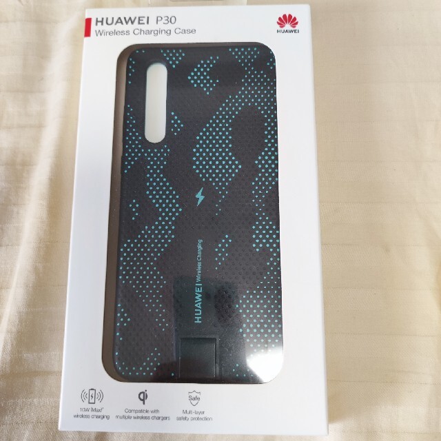 HUAWEI(ファーウェイ)のHUAWEI P30  フィルム・ワイヤレス充電対応ケースセット スマホ/家電/カメラのスマートフォン/携帯電話(スマートフォン本体)の商品写真