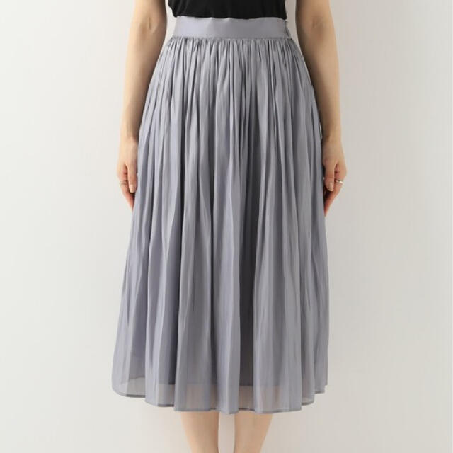 Noble(ノーブル)の【NOBLE】シャイニーギャザースカート　ブルー レディースのスカート(ロングスカート)の商品写真
