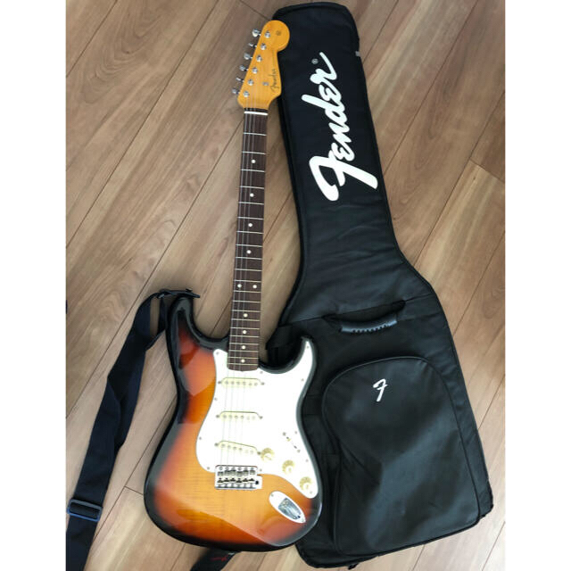 fender ストラトキャスター　エレキギター