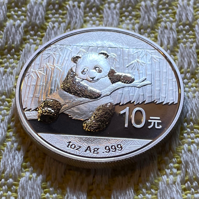 年 純銀 パンダ銀貨 1オンス中国 元 シルバーコインの通販 by