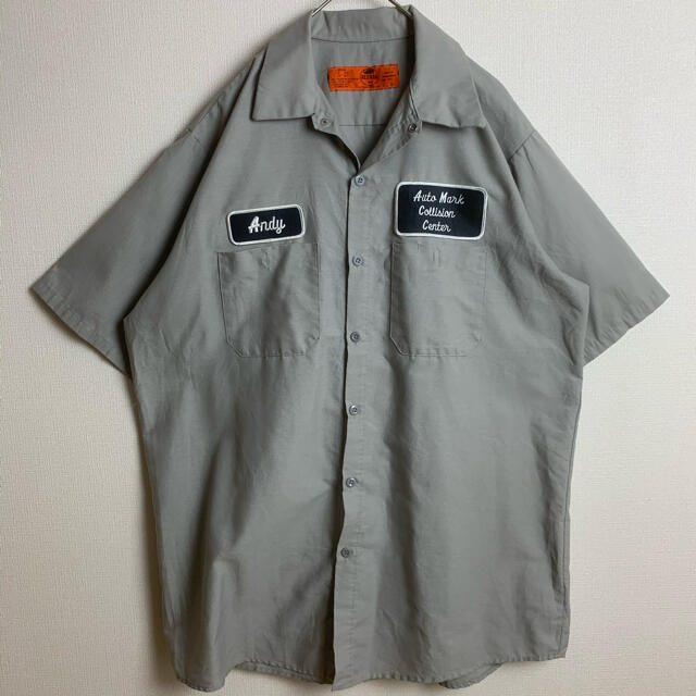 US 古着 夏 秋 コーデ レッドキャップ 刺繍 ワッペン 半袖 ワークシャツ メンズのトップス(シャツ)の商品写真