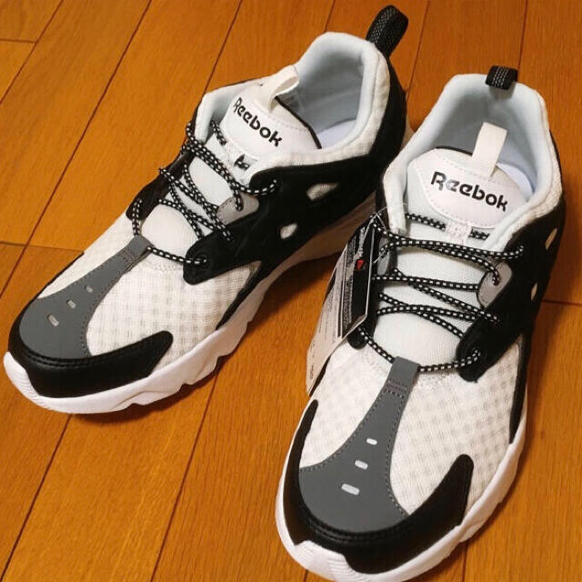 Reebok(リーボック)のリーボック ロイヤルブレイズ2.0  EH0230 ホワイト×ブラック  メンズの靴/シューズ(スニーカー)の商品写真