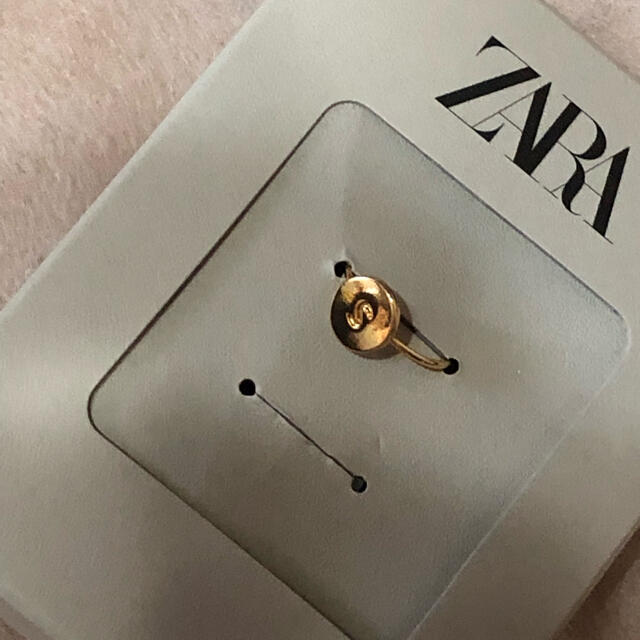 ZARA(ザラ)の最終お値下げ‼️ZARA イニシャルリングs    レディースのアクセサリー(リング(指輪))の商品写真