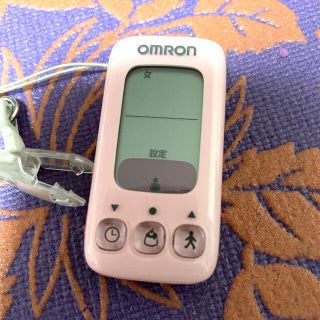 オムロン(OMRON)の活動量計 万歩計 HJA-310 カロリスキャン ピーチ(ウォーキング)