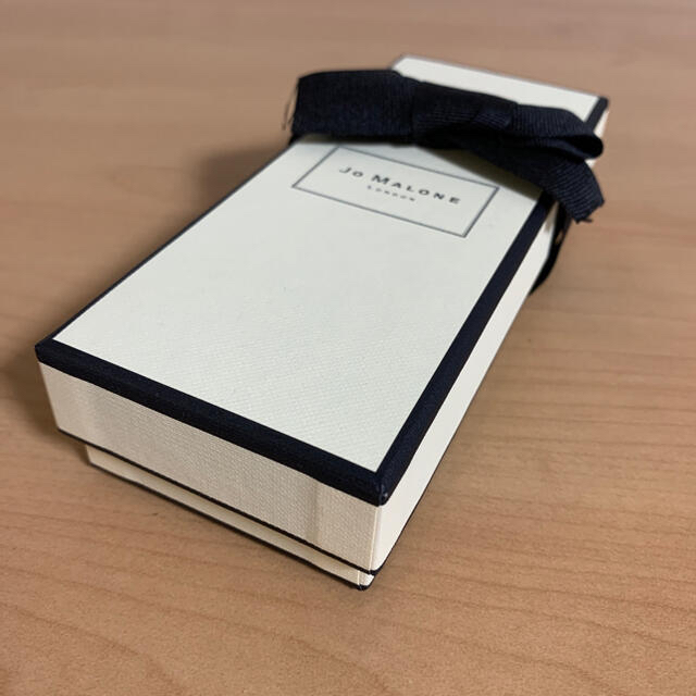 Jo Malone(ジョーマローン)のJo Malone ジョーマローン　空箱×1 レディースのバッグ(ショップ袋)の商品写真