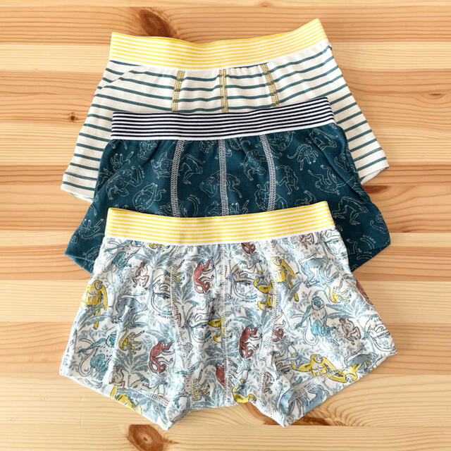 PETIT BATEAU(プチバトー)の新品未使用  プチバトー  トランクス  3枚  6ans キッズ/ベビー/マタニティのキッズ服男の子用(90cm~)(下着)の商品写真