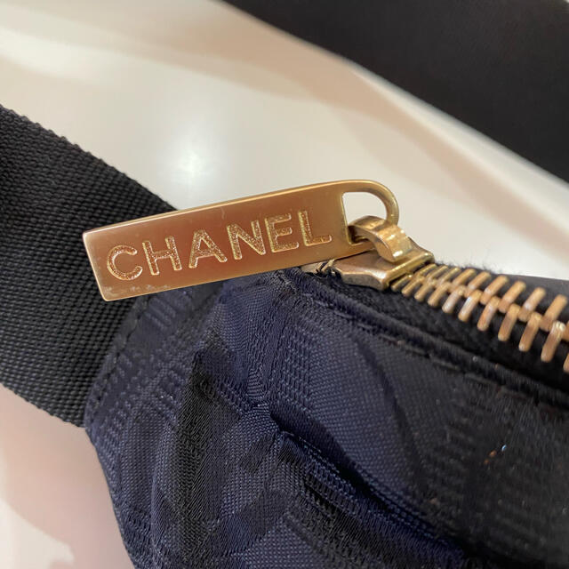 CHANEL(シャネル)の【正規品】シャネル ウエストポーチ レディースのバッグ(ボディバッグ/ウエストポーチ)の商品写真