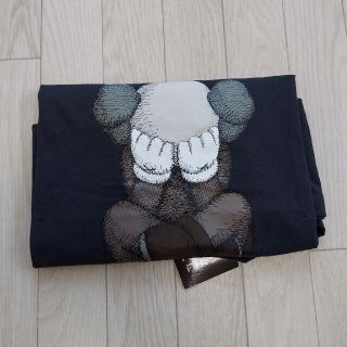 ユニクロ(UNIQLO)の新品！カウズ　UT　ユニクロ　メンズ　L(Tシャツ/カットソー(半袖/袖なし))