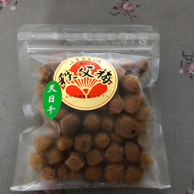 秩父梅100g 食品/飲料/酒の加工食品(漬物)の商品写真