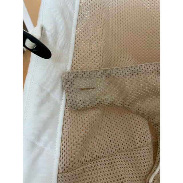 BABYBJORN(ベビービョルン)のベビービョルン　バウンサーメッシュ　おもちゃ・専用袋付 キッズ/ベビー/マタニティのキッズ/ベビー/マタニティ その他(その他)の商品写真