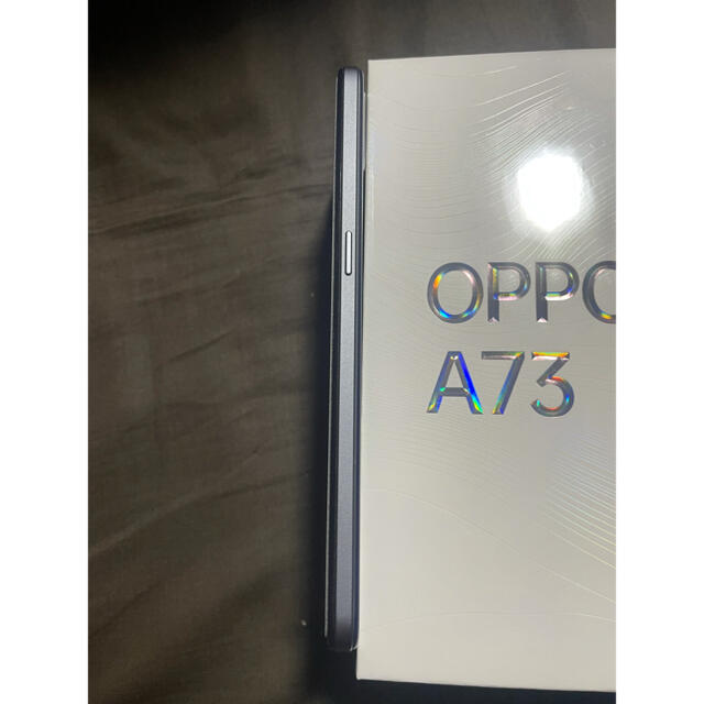 OPPO(オッポ)のOPPO A73 ネービーブルー SIMフリー 保証書付き おまけ付き スマホ/家電/カメラのスマートフォン/携帯電話(スマートフォン本体)の商品写真