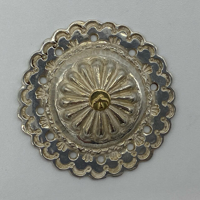 ゴローズ 極美品 小金メタル付フラワーコンチョ① メンズ アクセサリー