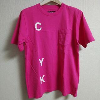キューン(CUNE)のCUNE　ポケットT-shirt　tee　未使用　カラー cmyk(Tシャツ/カットソー(半袖/袖なし))