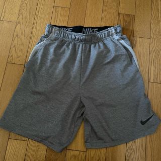 ナイキ(NIKE)のNIKE ハーフパンツ(ハーフパンツ)