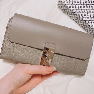 フルラ(Furla)のフルラ　グレージュ　長財布　美品！(長財布)