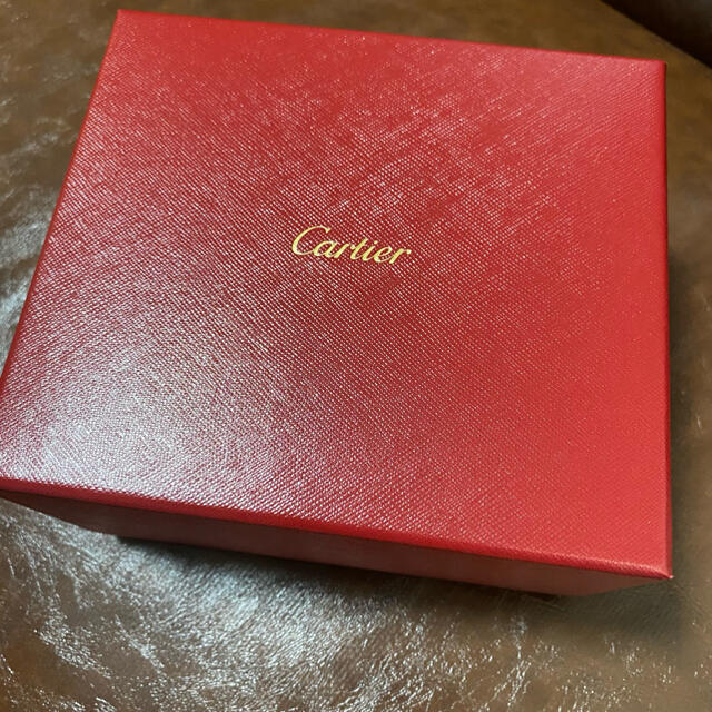 Cartier(カルティエ)のCartier 正規品　時計用　箱 レディースのバッグ(ショップ袋)の商品写真