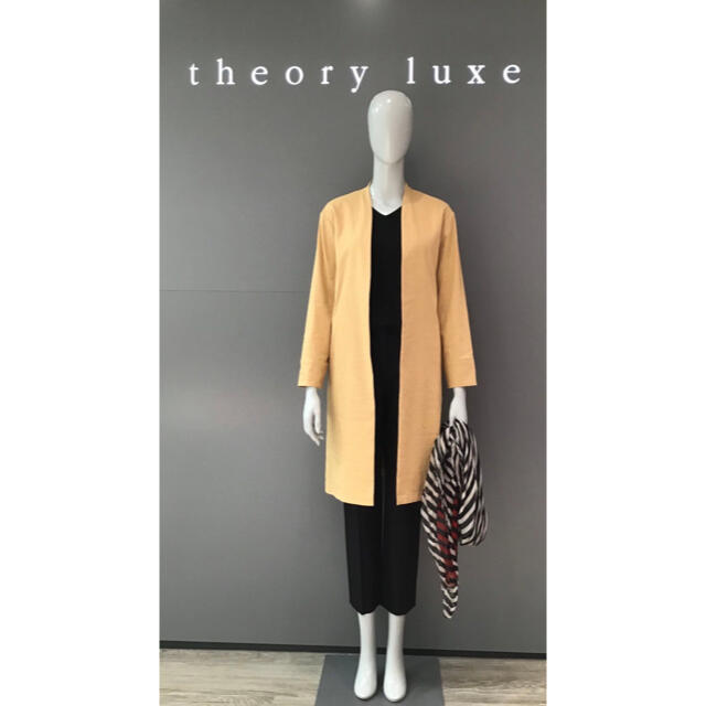 Theory luxe(セオリーリュクス)の【美品】theory luxe 20SS ストレッチコットンクロップドパンツ 黒 レディースのパンツ(クロップドパンツ)の商品写真