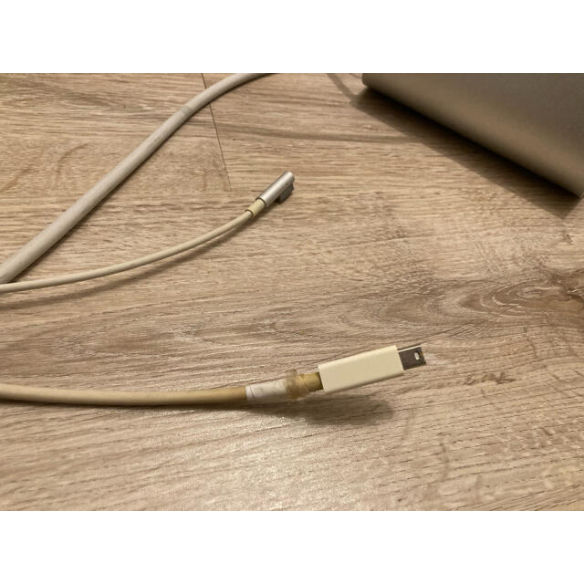 Apple(アップル)のとくもり様専用　Mac Thunderbolt Display スマホ/家電/カメラのPC/タブレット(ディスプレイ)の商品写真