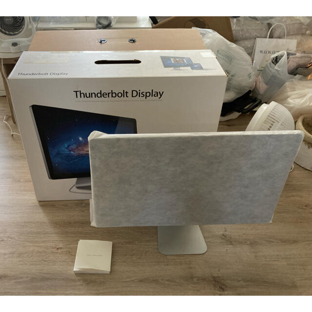 Apple(アップル)のとくもり様専用　Mac Thunderbolt Display スマホ/家電/カメラのPC/タブレット(ディスプレイ)の商品写真