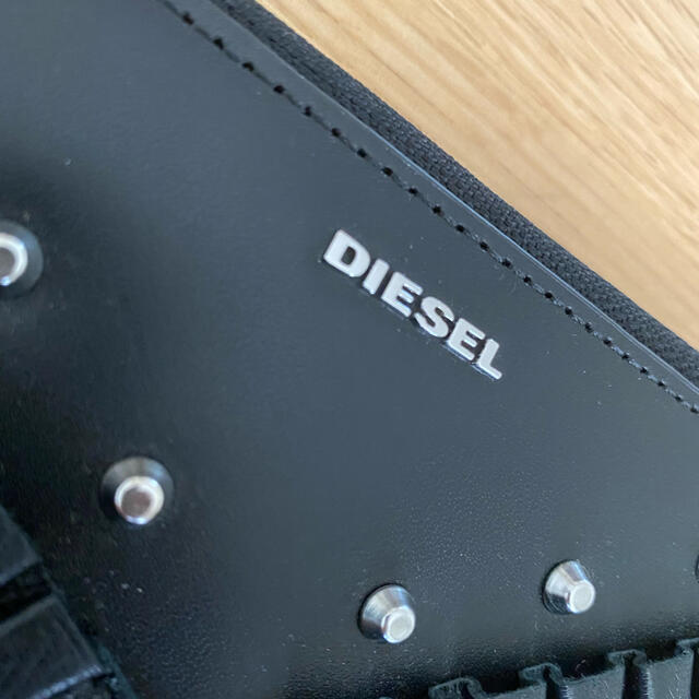 DIESEL(ディーゼル)の新品　diesel ディーゼル　長財布 メンズのファッション小物(長財布)の商品写真