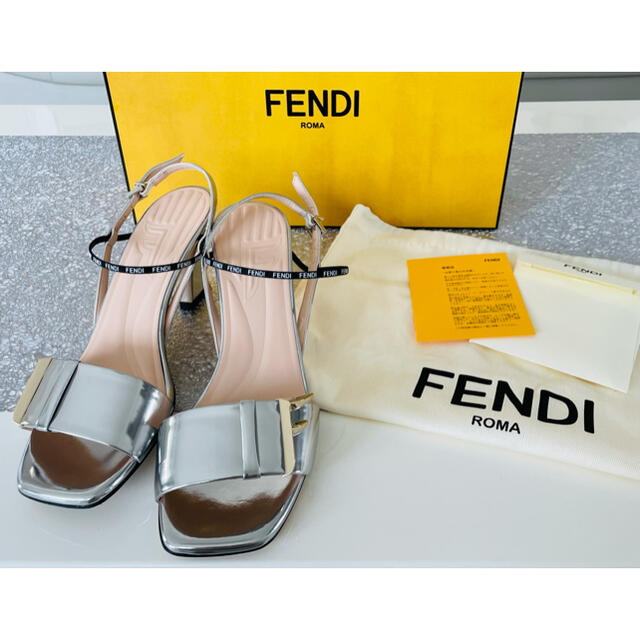 FENDI シルバーサンダル ラミネートレザー  Fモチーフ 36 23.0cm