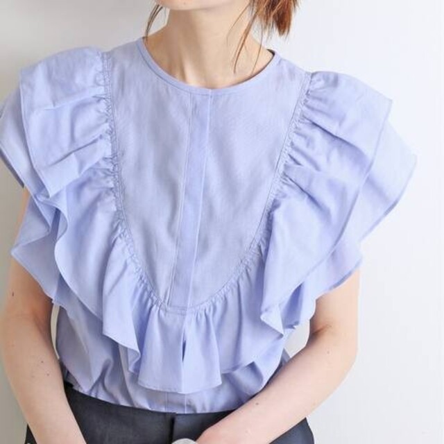 IENA(イエナ)の★新品★ イエナ／ポプリンフリルシャツブラウス◆ サックスブルー レディースのトップス(シャツ/ブラウス(半袖/袖なし))の商品写真