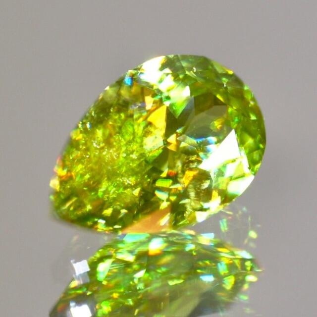 ☆mayuyunさま専用ページ☆スフェーン0.69ct💚ピアッちゃん作品