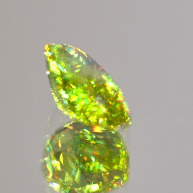 グリーンスフェーン0.69ct | legaleagle.co.nz
