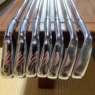 タイトリスト(Titleist)の【まつもと様専用】タイトリストT200アイアン 5-9番、P、48度 (クラブ)