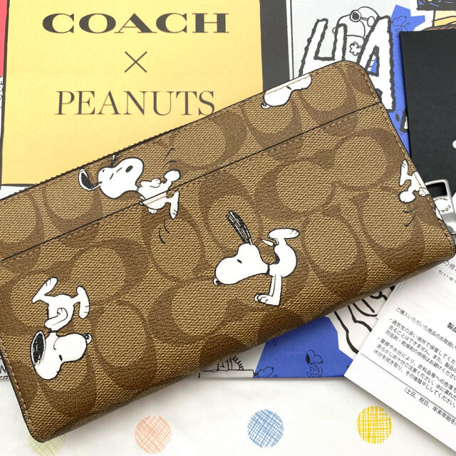 COACH(コーチ)の新品未使用 COACH コーチ長財布 アコーディオン スヌーピー　バッグ レディースのファッション小物(財布)の商品写真