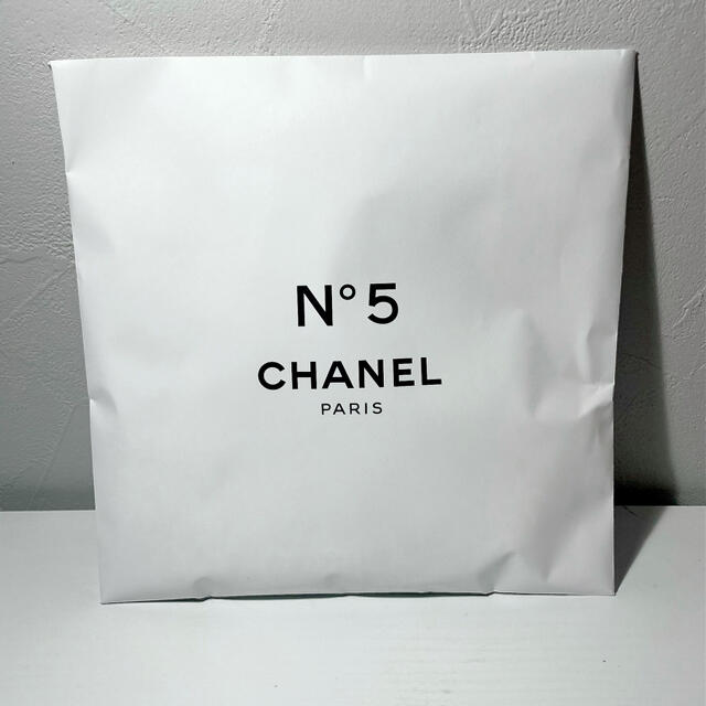 CHANEL(シャネル)の【新品】シャネル ファクトリー5 コレクシオン  ノベルティー　メッシュバッグ レディースのバッグ(トートバッグ)の商品写真