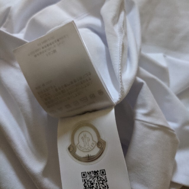 MONCLER(モンクレール)の【新品正規品】 Moncler Lサイズ　ロゴTシャツ メンズのトップス(Tシャツ/カットソー(半袖/袖なし))の商品写真