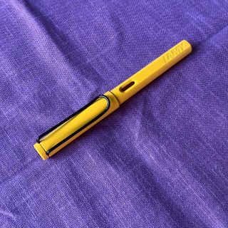 ラミー(LAMY)のLAMY safari  サファリ 万年筆 山吹 ブラッククリップ EF(ペン/マーカー)