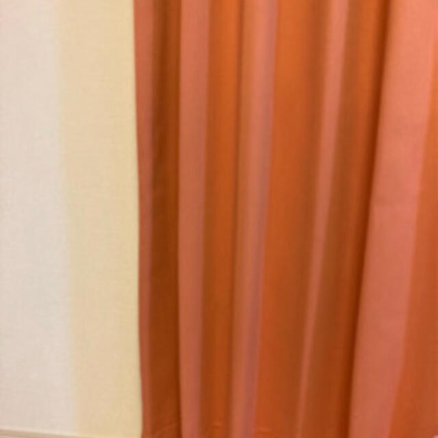 1級遮光カーテン幅100㎝ 丈200㎝　4枚×4枚セット インテリア/住まい/日用品のカーテン/ブラインド(カーテン)の商品写真