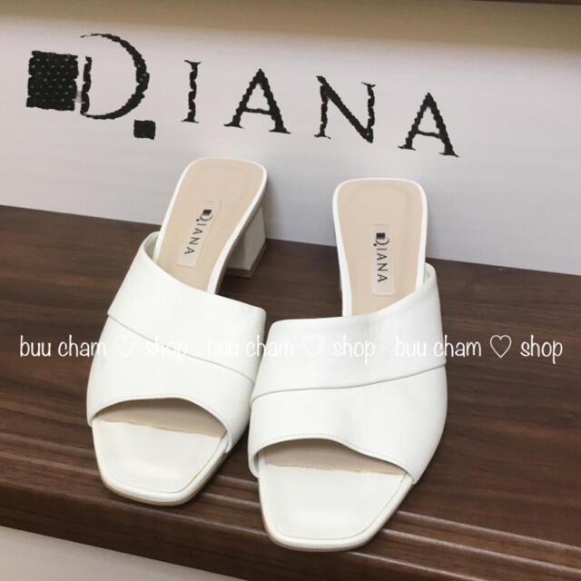 DIANA(ダイアナ)のDIANA♡サンダル　ホワイト　白色 レディースの靴/シューズ(サンダル)の商品写真
