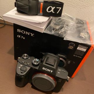 ソニー(SONY)の【美品】SONY α7ⅲ(ミラーレス一眼)