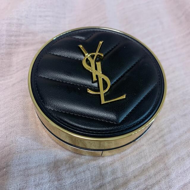 Yves Saint Laurent Beaute(イヴサンローランボーテ)のアンクルドポールクッションN10 コスメ/美容のベースメイク/化粧品(ファンデーション)の商品写真