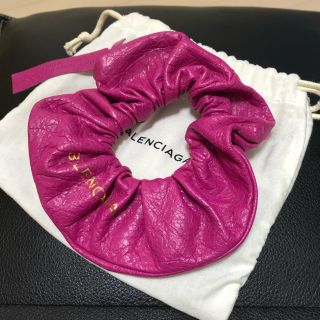 バレンシアガ(Balenciaga)のバレンシアガ　美品　シュシュ　ブレスレット　レザー(ヘアゴム/シュシュ)