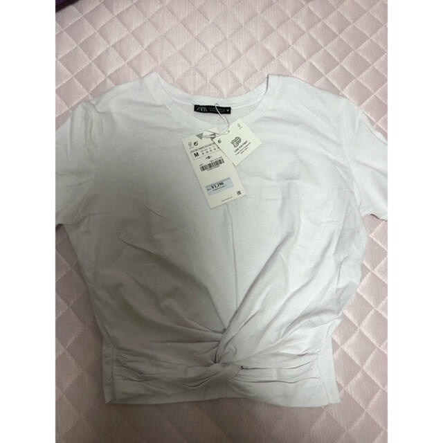 ZARA(ザラ)のZARA クロップド丈Tシャツ 白 レディースのトップス(Tシャツ(半袖/袖なし))の商品写真