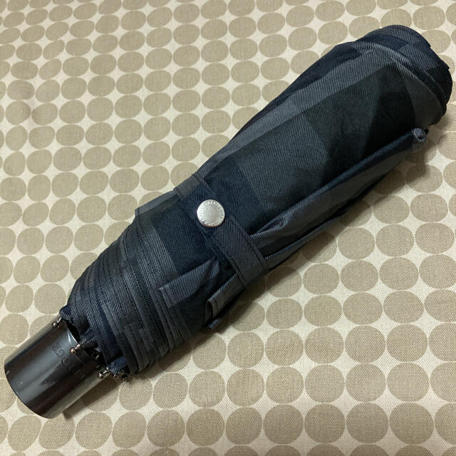 新品BLACK LABEL CRESTBRIGDE折り畳み傘 新品BLACK LABEL CRESTBRIGDE折り畳み傘