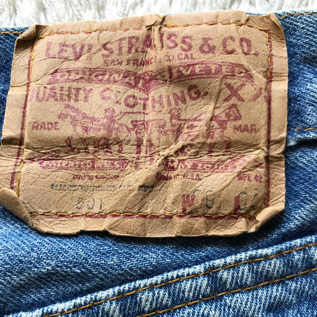 Levi's(リーバイス)のLevi's 501 USA製 アイスブルー　デニム　レディースサイズ レディースのパンツ(デニム/ジーンズ)の商品写真