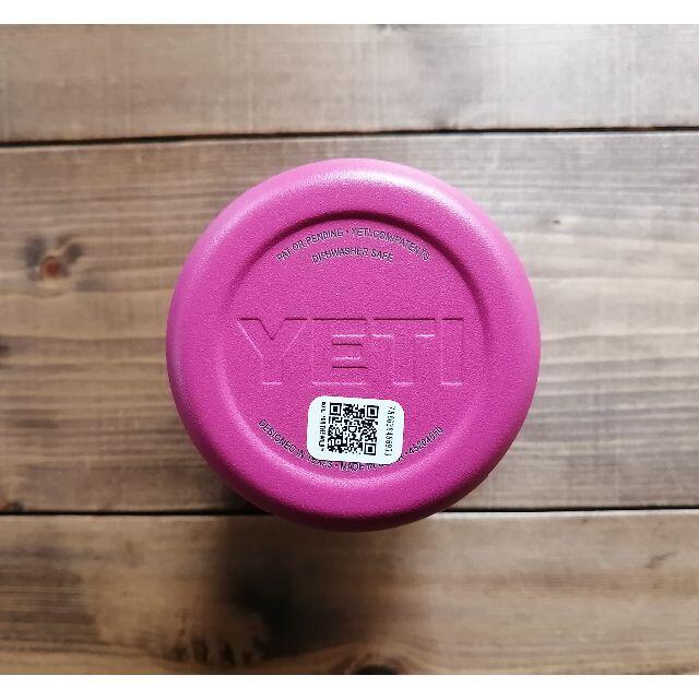 YETI イエティ 缶 クーラー 350ml ランブラー コルスター